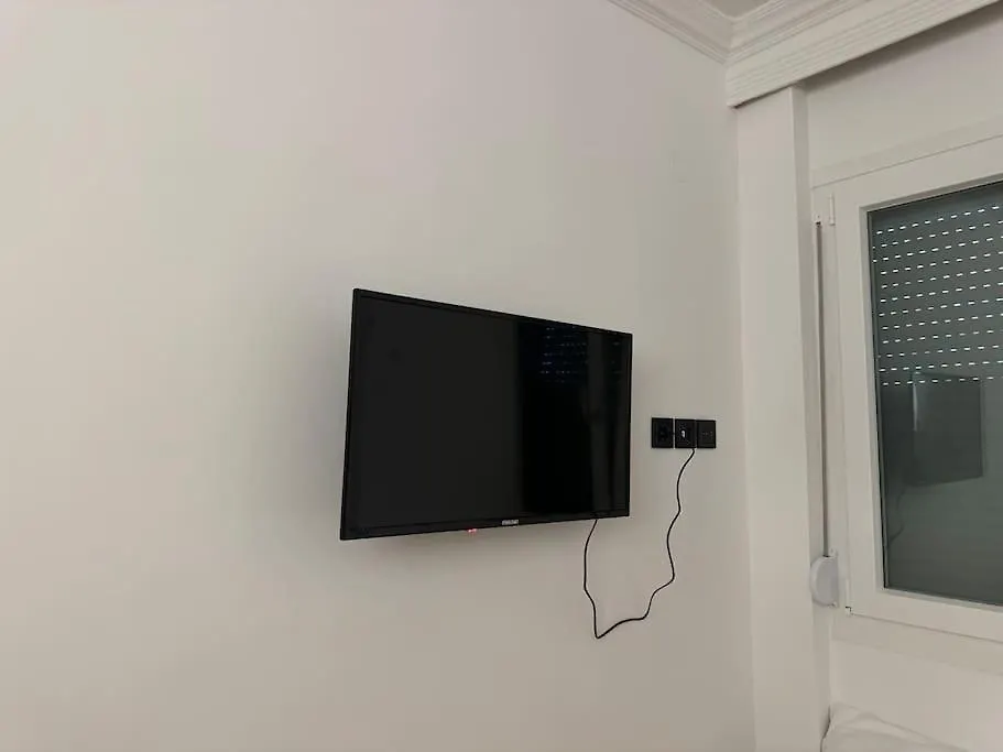 Saloni Studio Thessaloniki 0*,  Greece